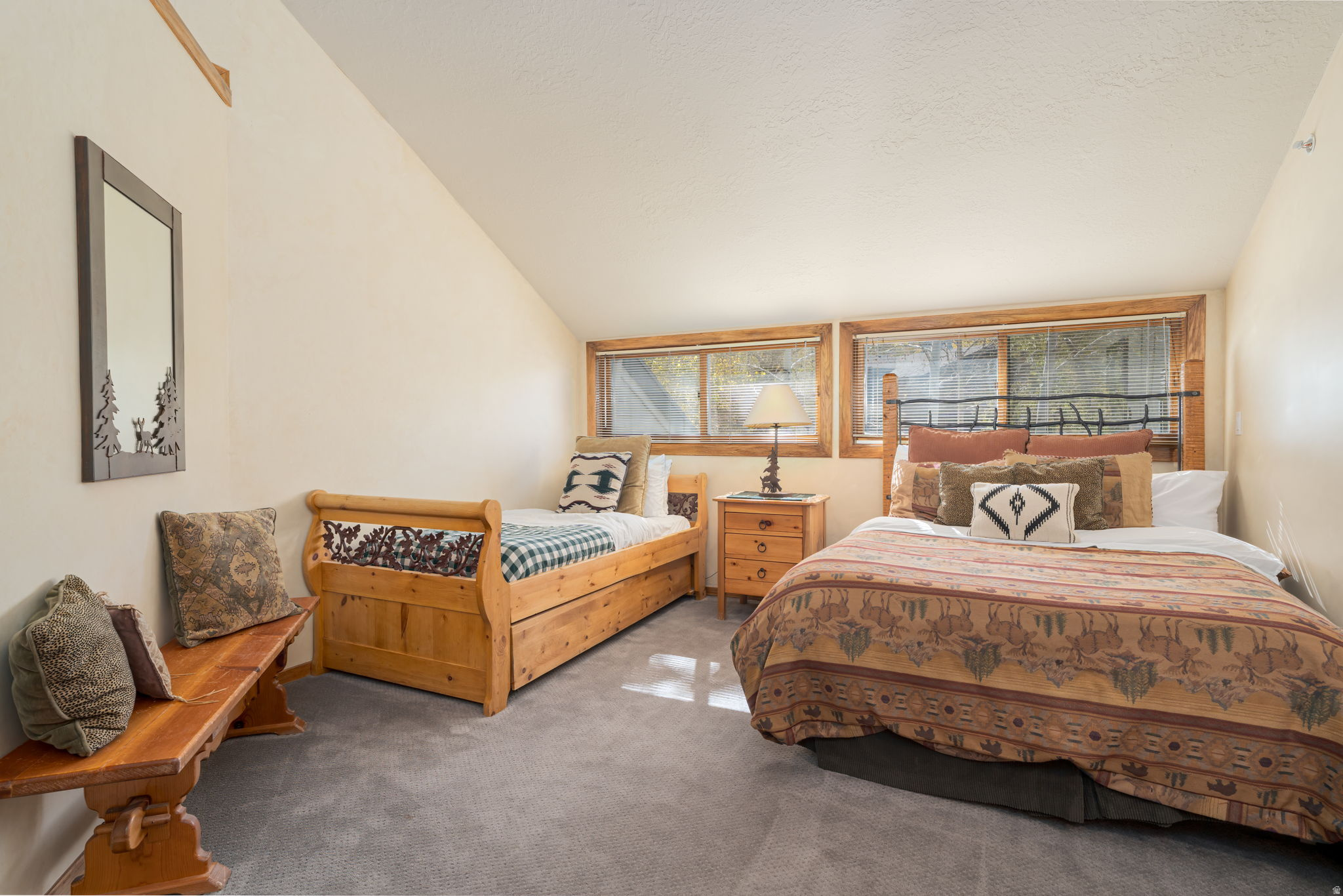 QUEEN ESTHER VILLAGE - Residential