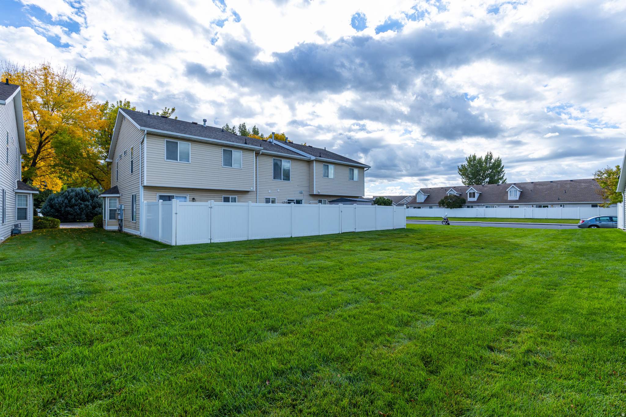 RIDERWOOD VILLAGE - Residential