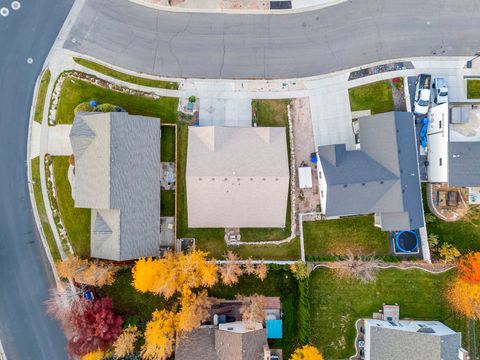 Tiny photo for 785 E 1975 N, North Ogden, UT 84414 (MLS # 2122615)