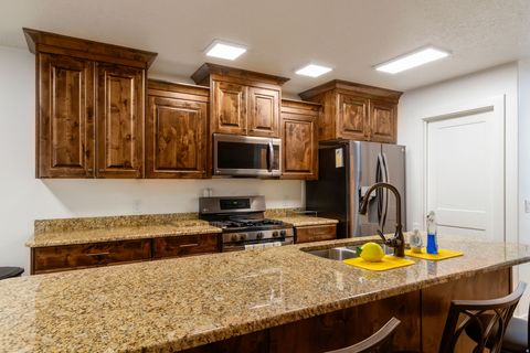 Tiny photo for 785 E 1975 N, North Ogden, UT 84414 (MLS # 2122615)