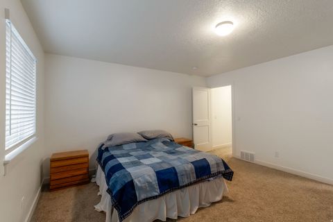 Tiny photo for 785 E 1975 N, North Ogden, UT 84414 (MLS # 2122615)