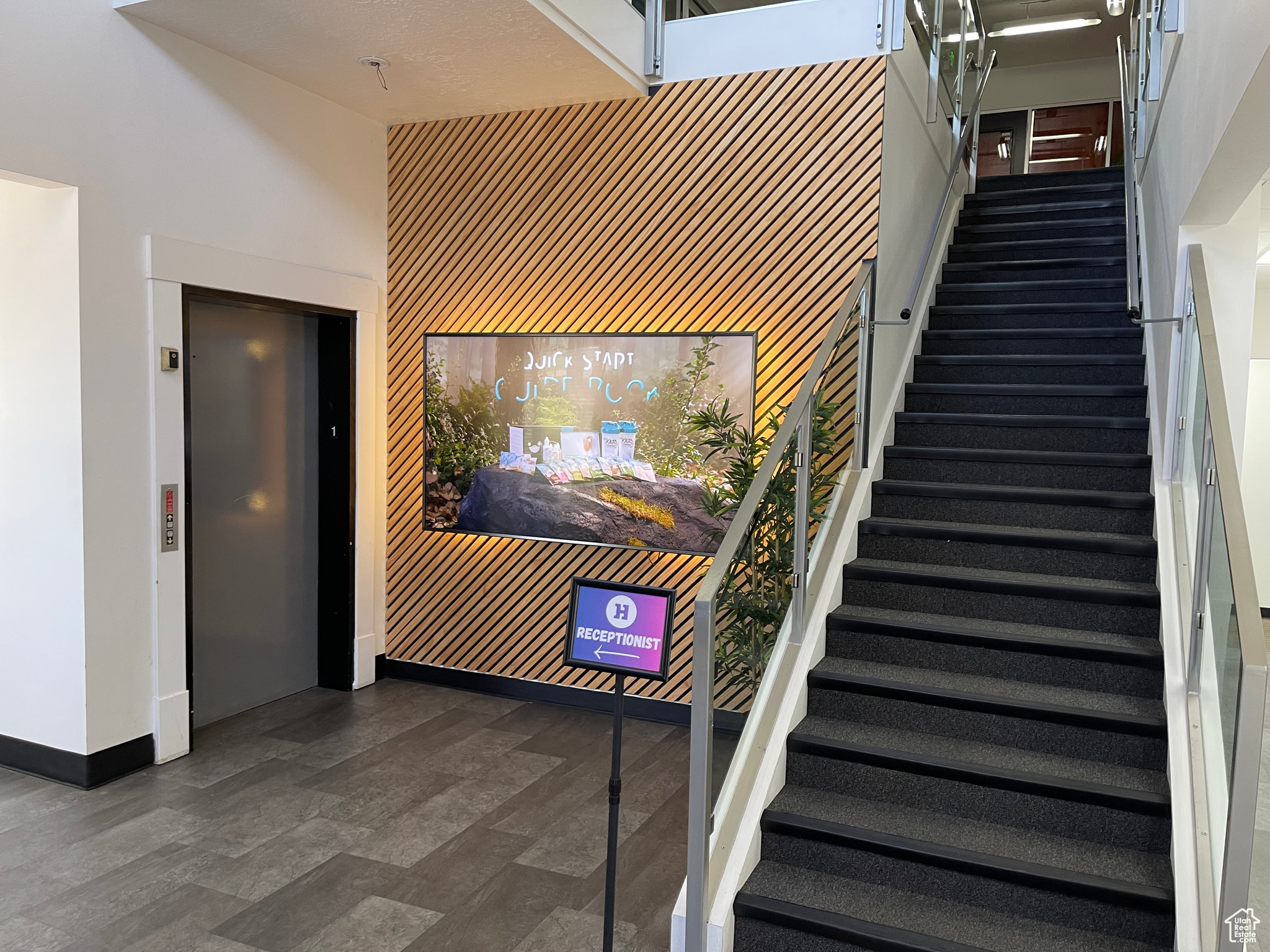 CANYON ROAD - Commercial Sale