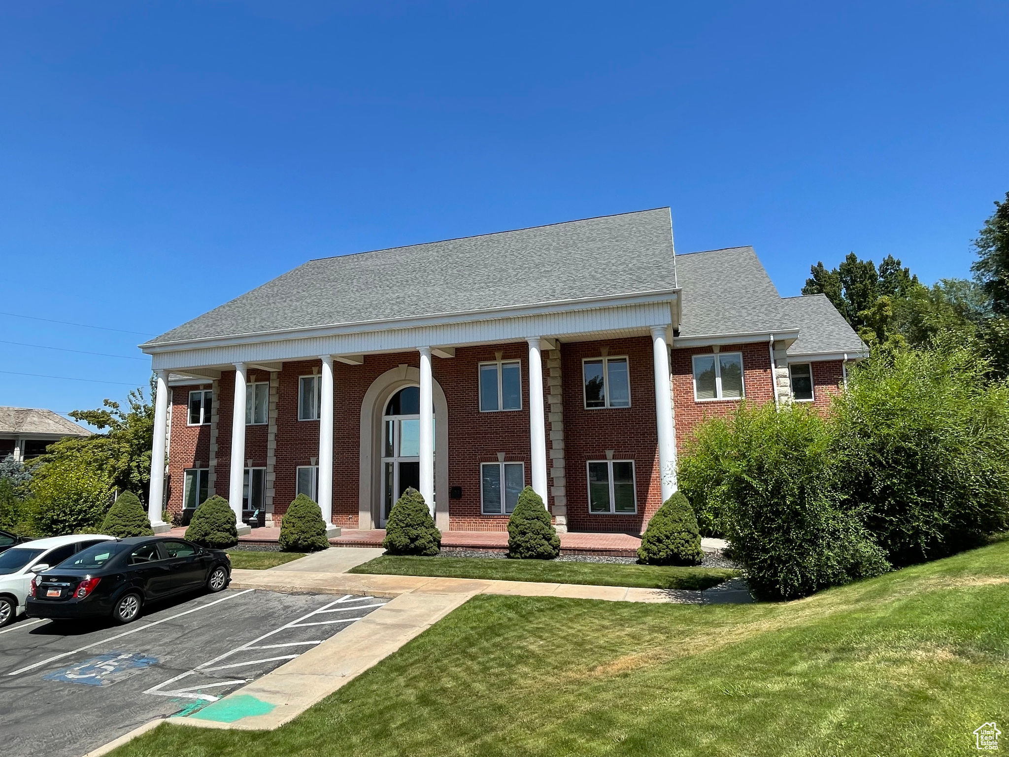 CANYON ROAD - Commercial Sale