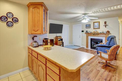 Tiny photo for 1069 E 5600 S, South Ogden, UT 84405 (MLS # 2124033)