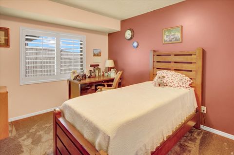 Tiny photo for 1069 E 5600 S, South Ogden, UT 84405 (MLS # 2124033)