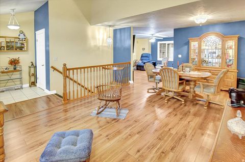 Tiny photo for 1069 E 5600 S, South Ogden, UT 84405 (MLS # 2124033)