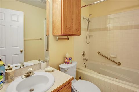 Tiny photo for 1069 E 5600 S, South Ogden, UT 84405 (MLS # 2124033)