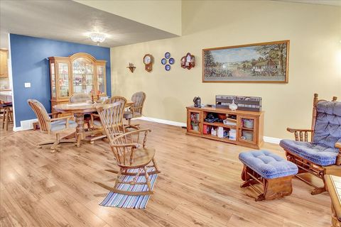 Tiny photo for 1069 E 5600 S, South Ogden, UT 84405 (MLS # 2124033)