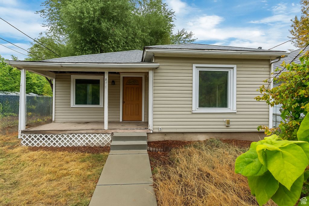Photo of 611 W BEYNON CT, Midvale, UT 84047 (MLS # 2116388)