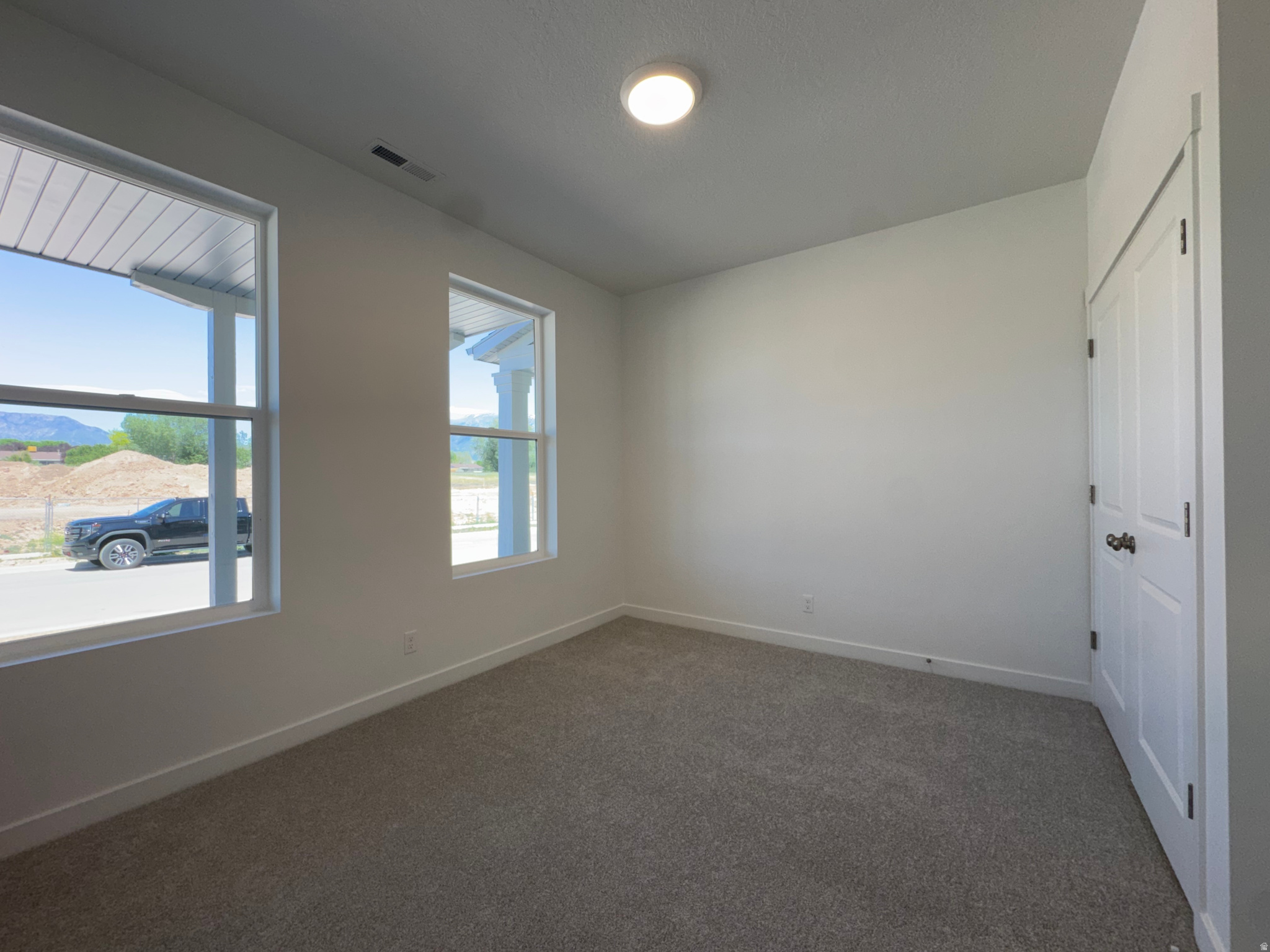 TRAILSIDE - Residential