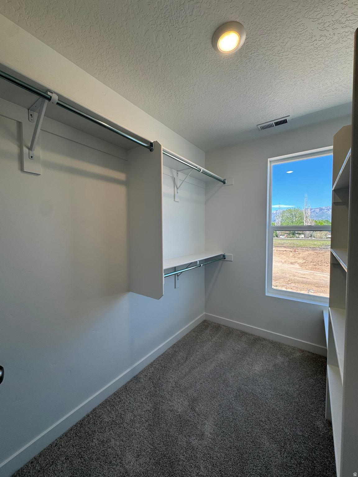 TRAILSIDE - Residential