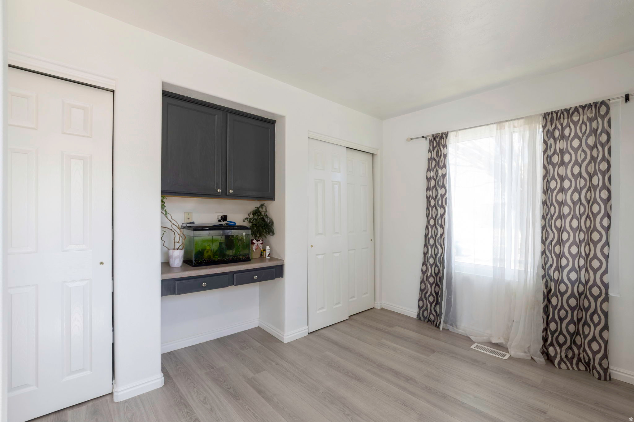 MEADOW CREEK - Residential