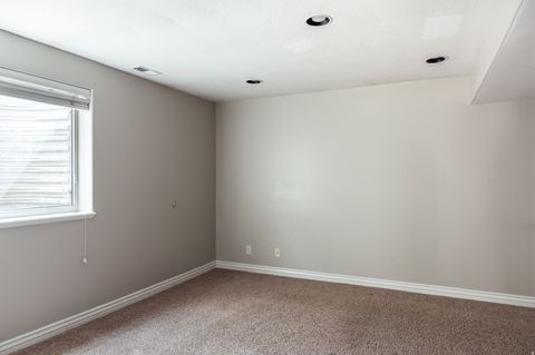 Tiny photo for 3551 S HUNTINGTON DR, Bountiful, UT 84010 (MLS # 2147669)