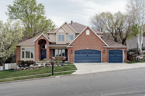 Photo of 3551 S HUNTINGTON DR, Bountiful, UT 84010 (MLS # 2147669)