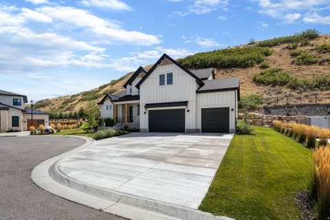 Tiny photo for 4839 STEP ROCK LN, Herriman, UT 84096 (MLS # 2180014)