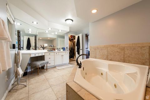 Tiny photo for 861 E MILLBROOK WAY, Bountiful, UT 84010 (MLS # 2095183)