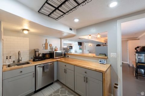 Tiny photo for 861 E MILLBROOK WAY, Bountiful, UT 84010 (MLS # 2095183)