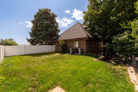 Tiny photo for 861 E MILLBROOK WAY, Bountiful, UT 84010 (MLS # 2095183)