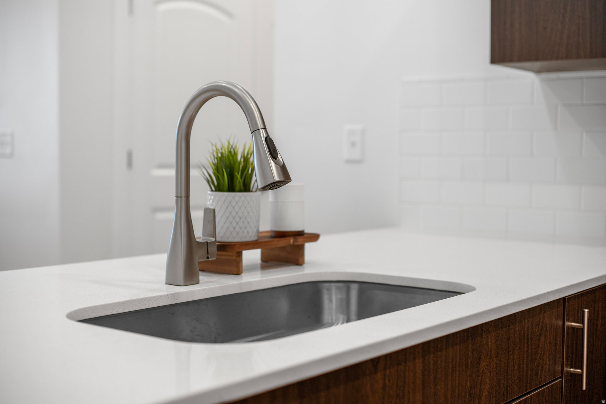 SARATOGA VIEW - Residential