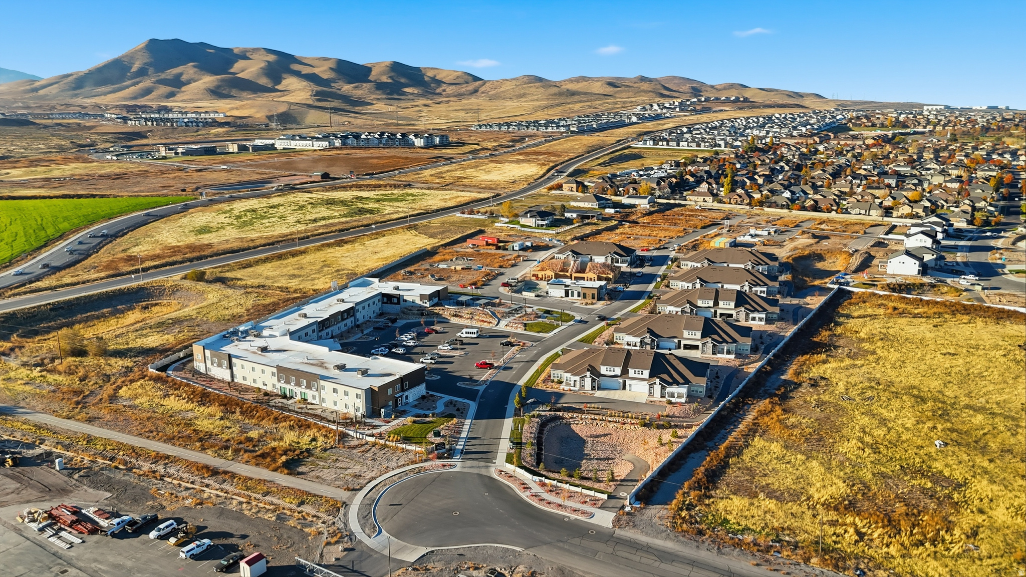 SARATOGA VIEW - Residential