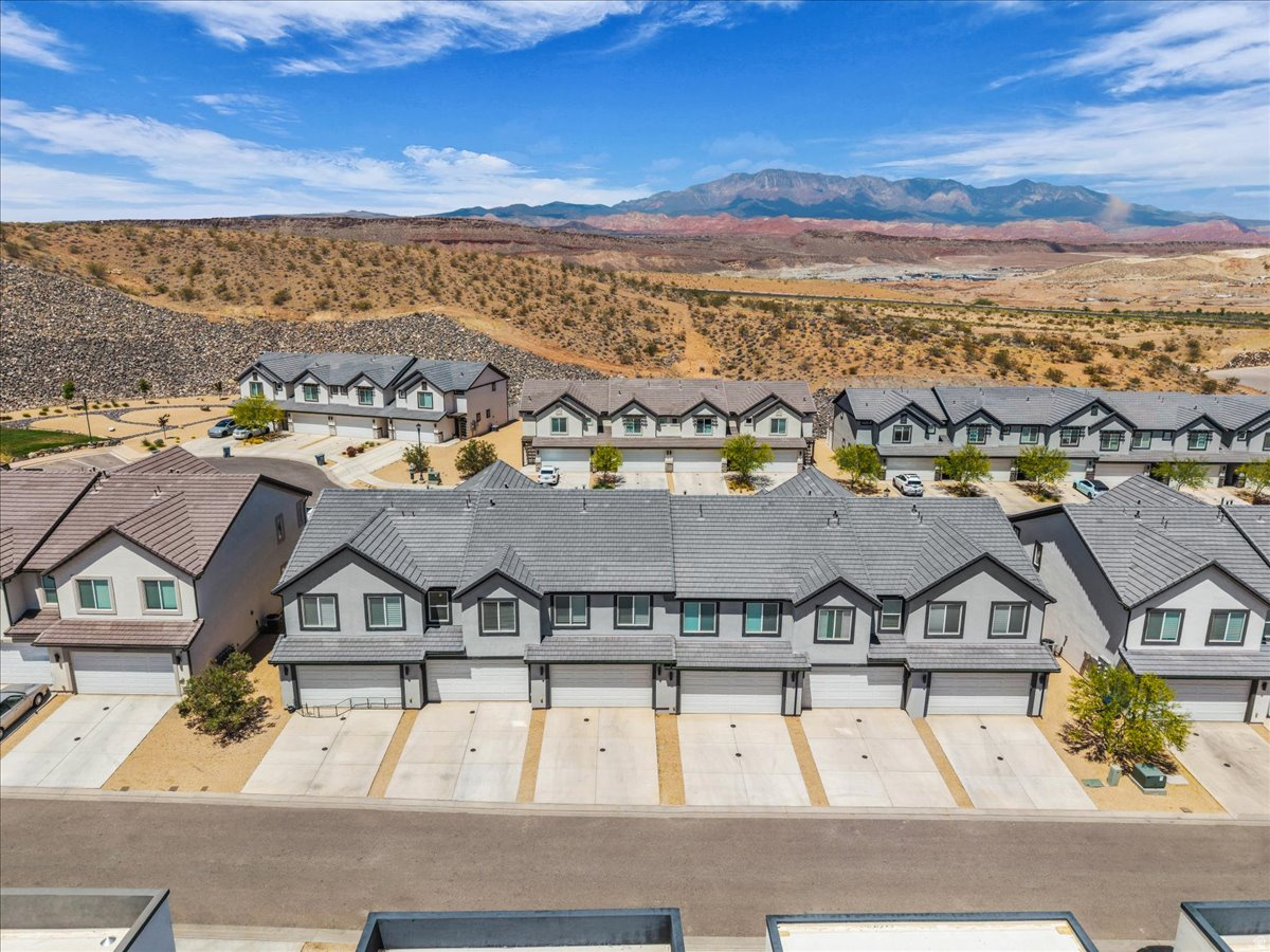 LABYRINTH POINT AT LONG VALLEY 1 AMD - Residential