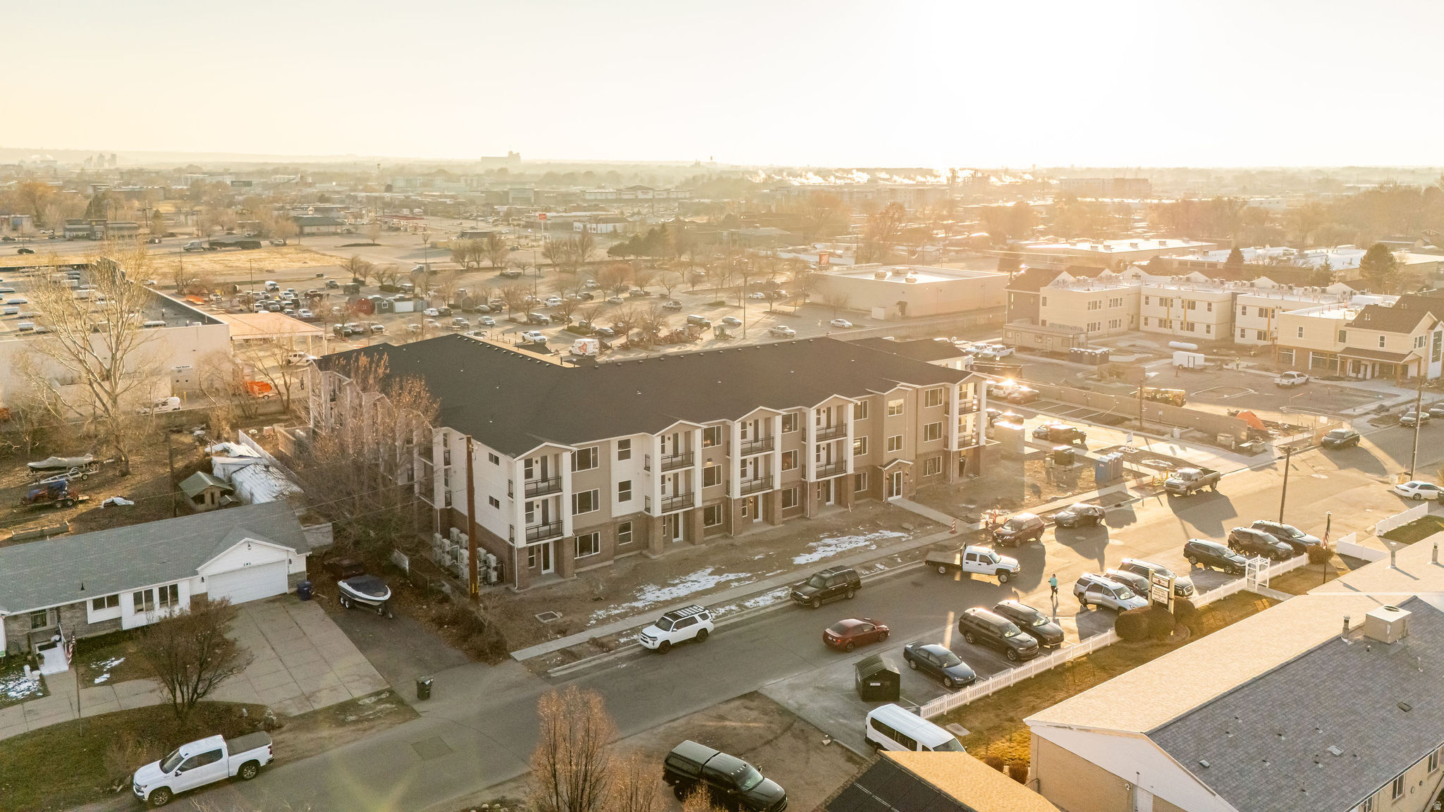 THE MORRELLI AT MEADOWBROOK - Residential