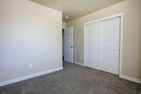 Tiny photo for 1203 E ROMA DR, Fruit Heights, UT 84037 (MLS # 2148044)