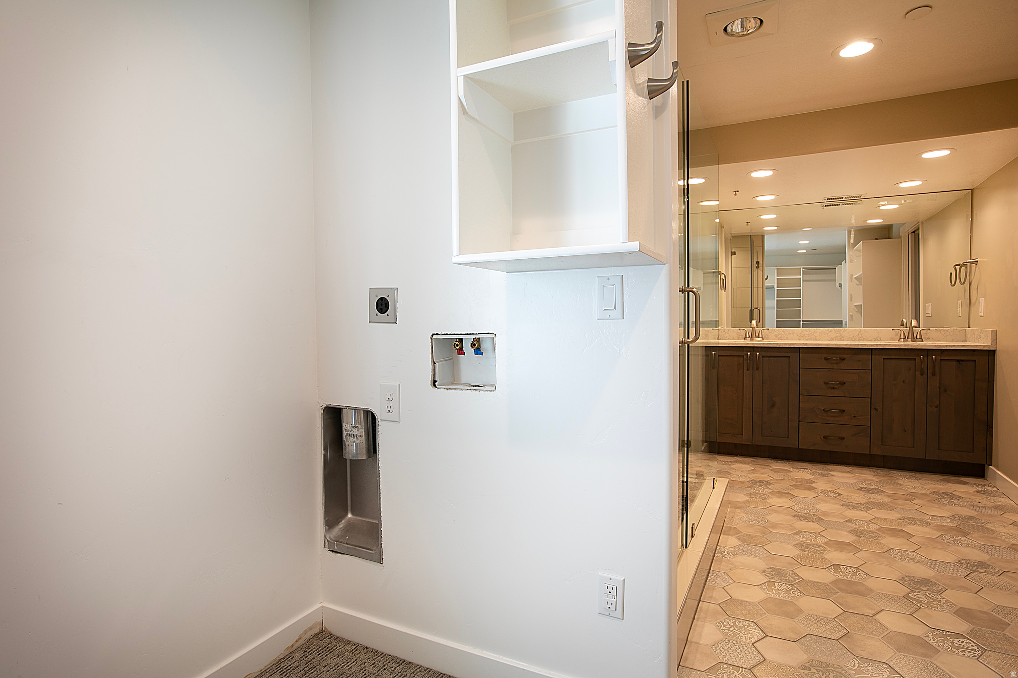 CHERRY HEIGHTS - Residential