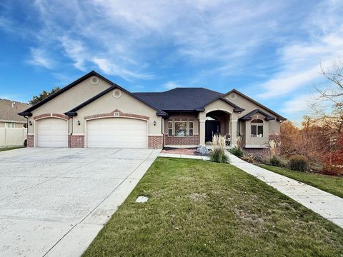 Photo of 1459 E 5600 S, South Ogden, UT 84403 (MLS # 2122343)