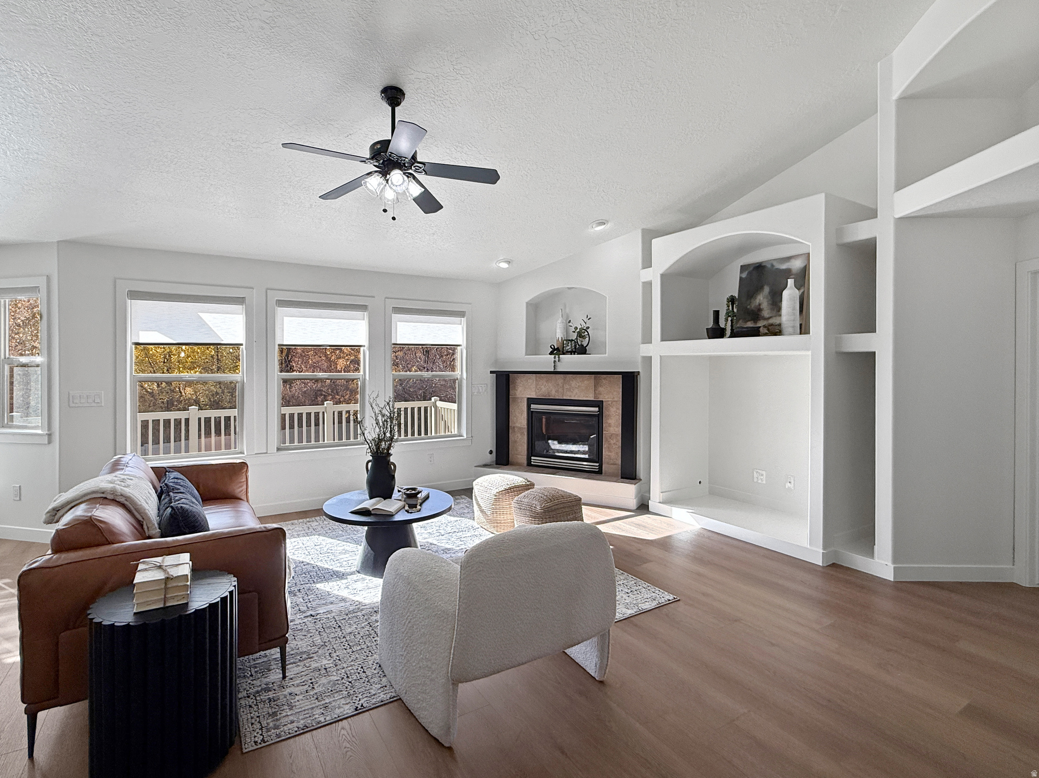 FOX CHASE - Residential