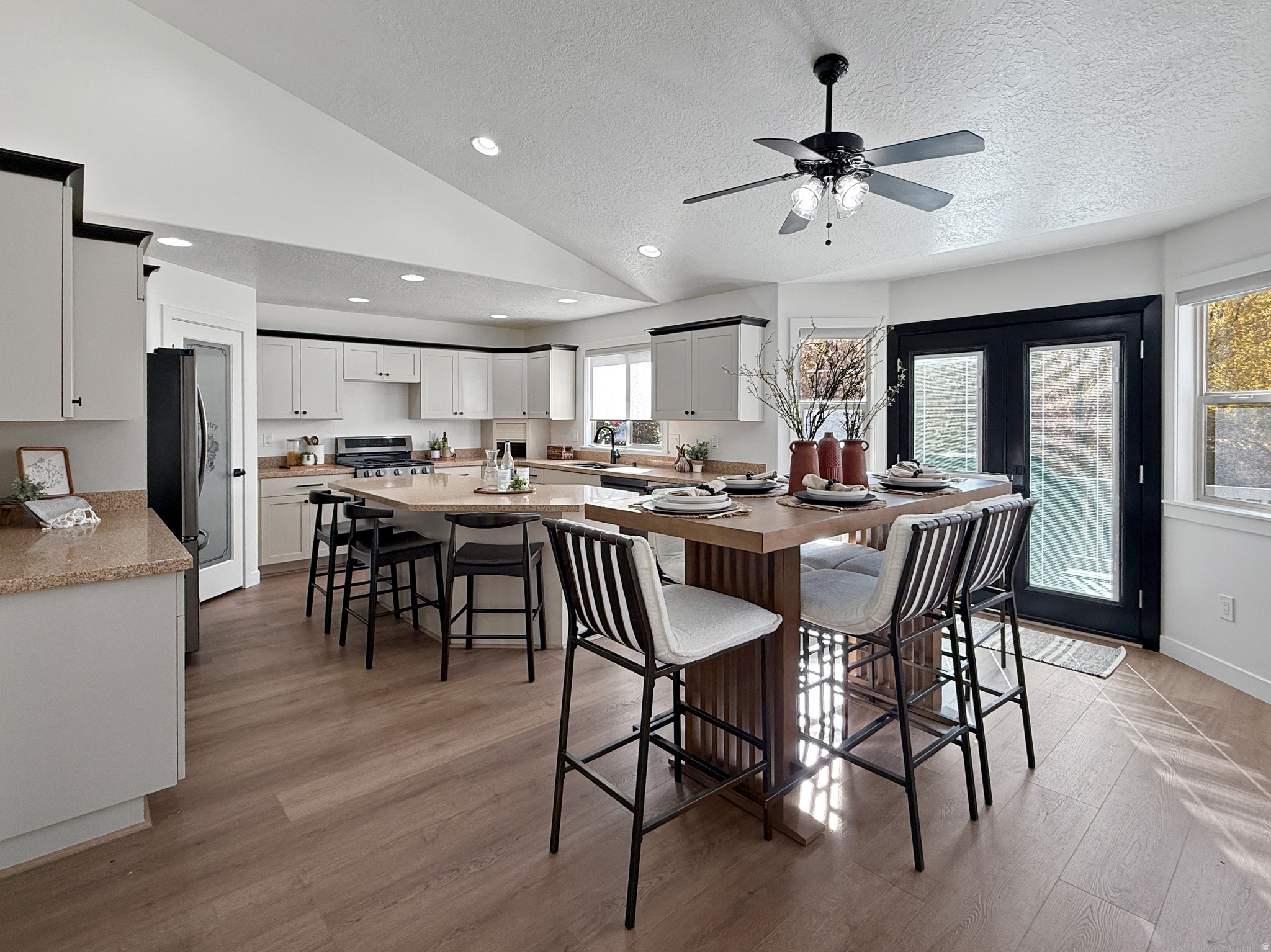 FOX CHASE - Residential