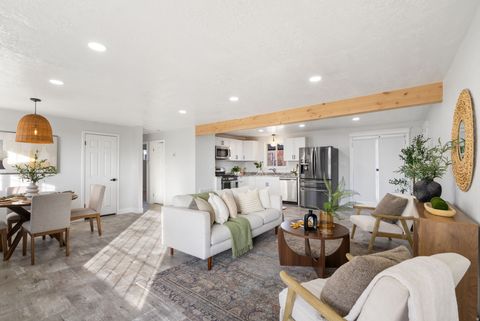 Tiny photo for 463 N 200 W, Clearfield, UT 84015 (MLS # 2130718)