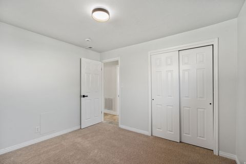 Tiny photo for 463 N 200 W, Clearfield, UT 84015 (MLS # 2130718)