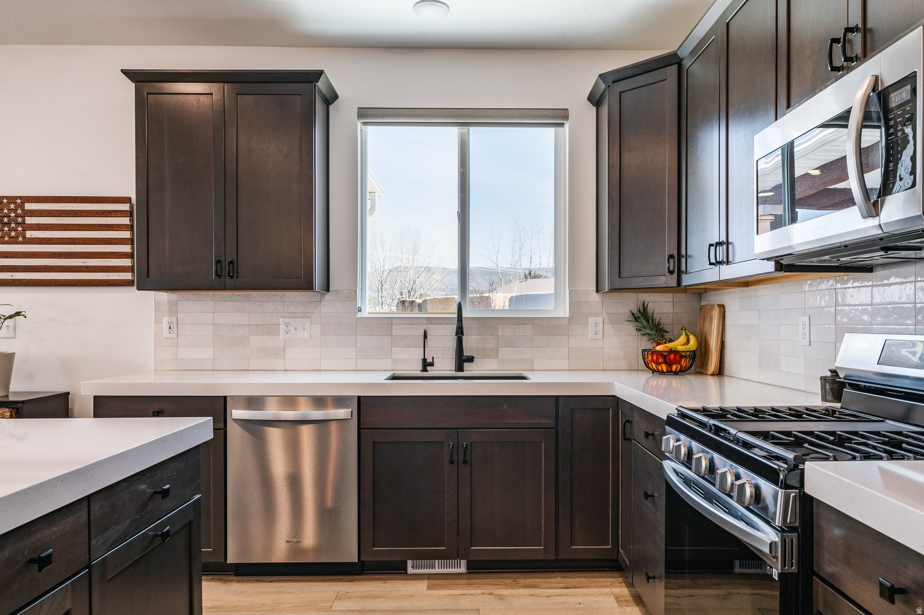 BROOKSIDE - Residential