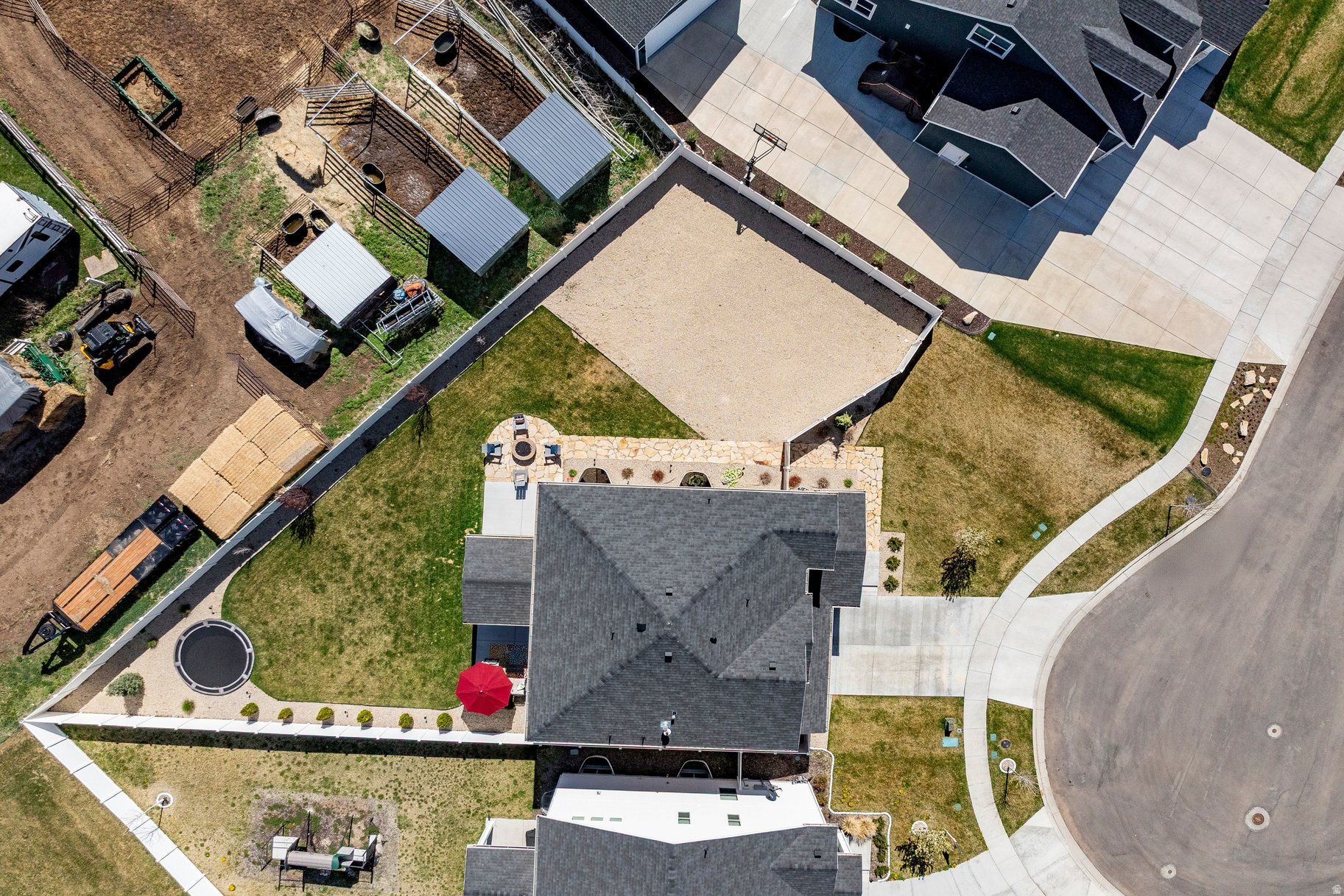 BROOKSIDE - Residential