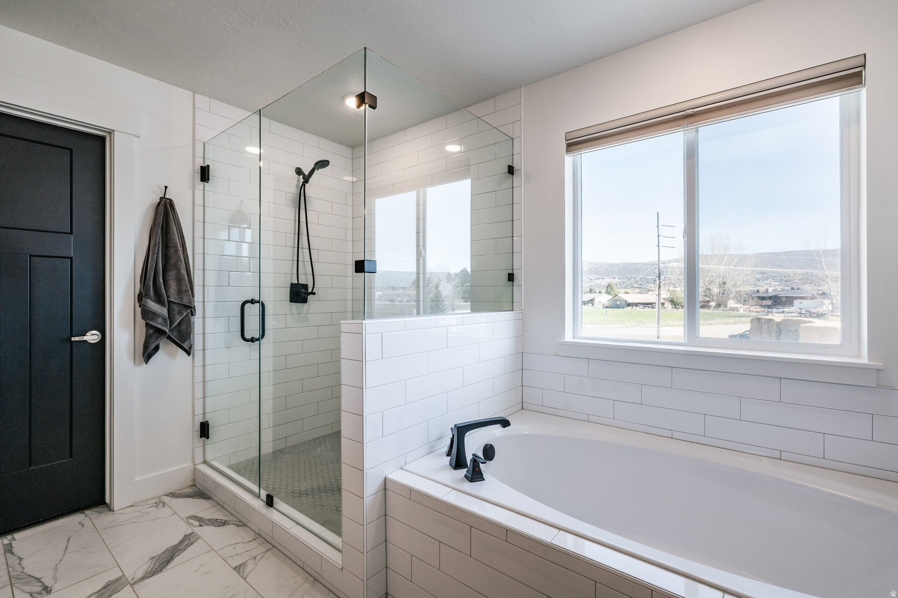 BROOKSIDE - Residential