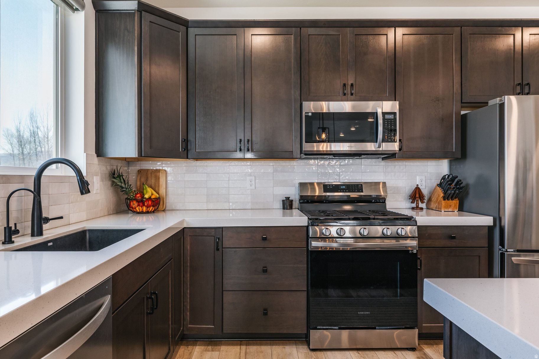 BROOKSIDE - Residential