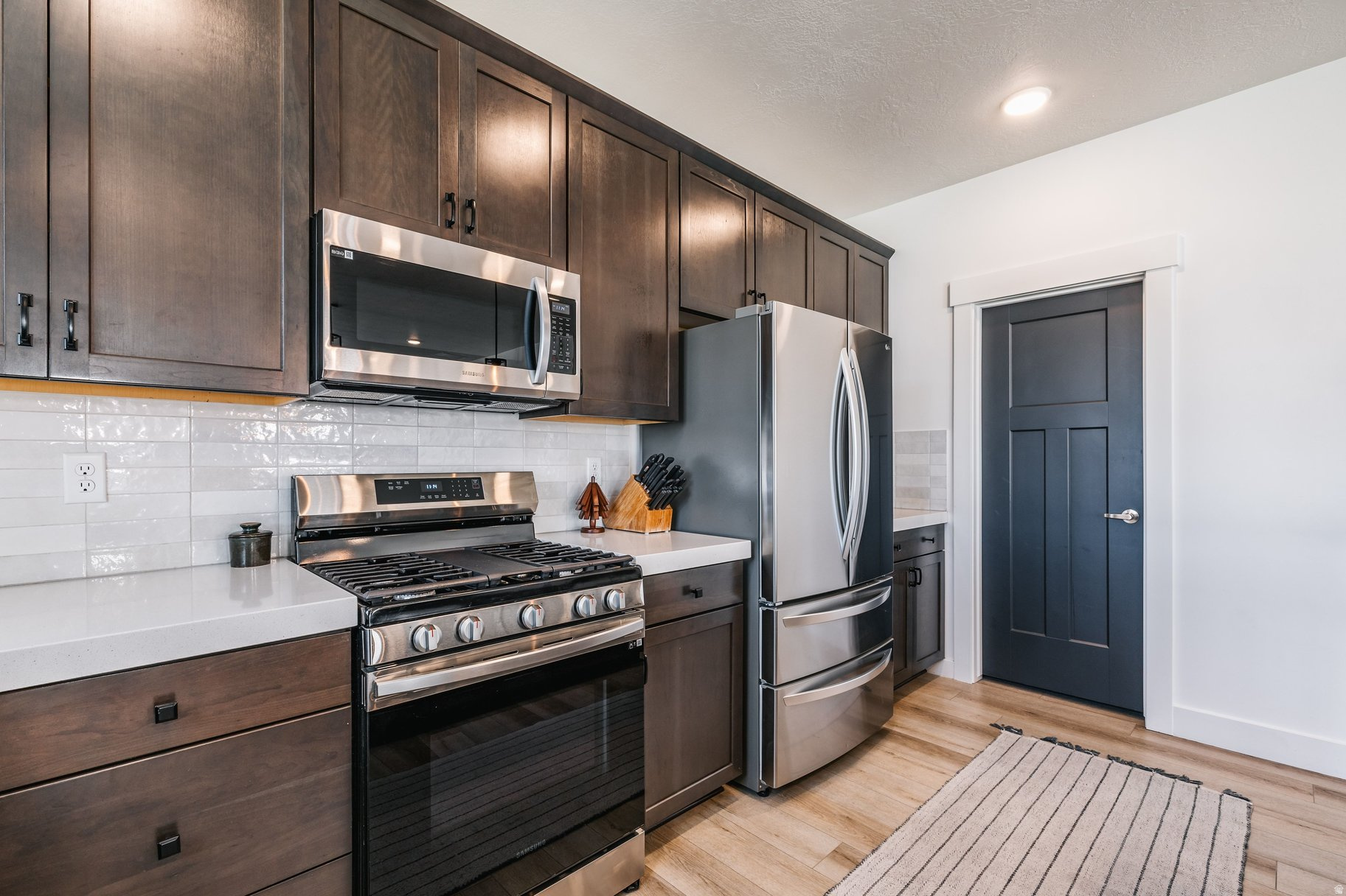 BROOKSIDE - Residential