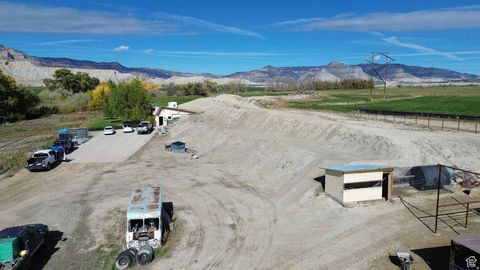 Tiny photo for 790 W 1000 S, Huntington, UT 84528 (MLS # 2154114)
