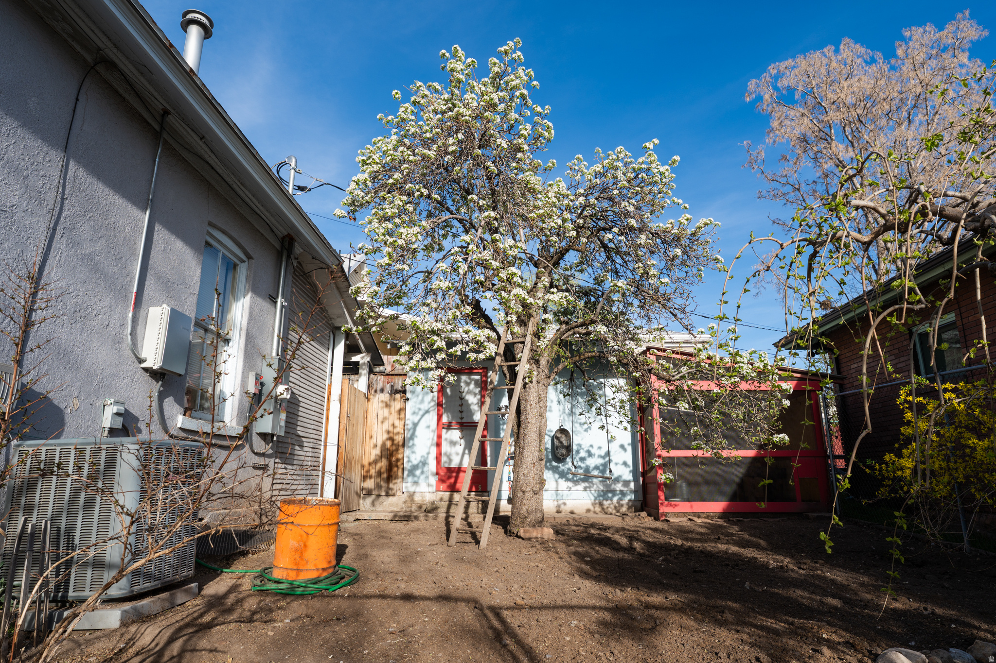 AVENUES - Residential