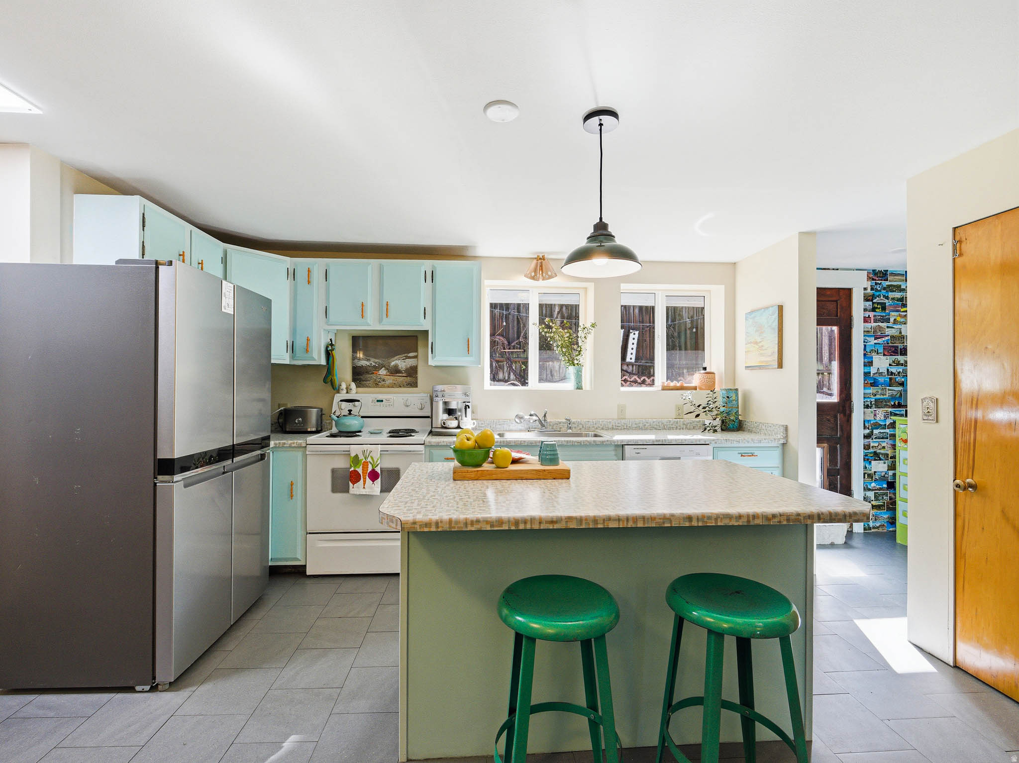 AVENUES - Residential