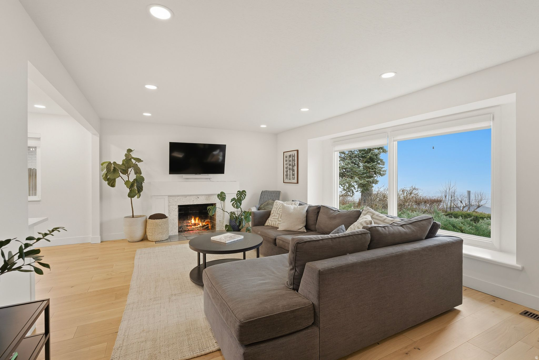 EASTWOOD HILLS - Residential