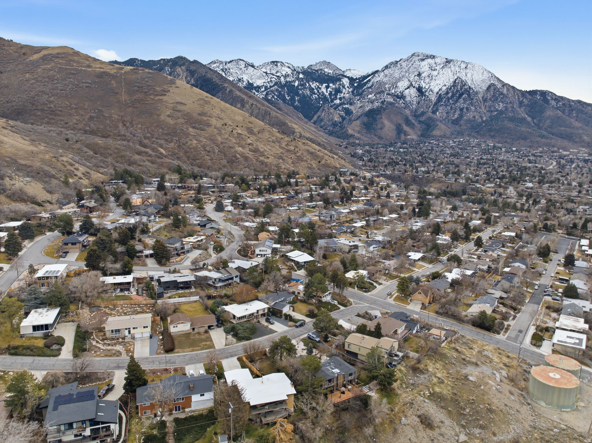 EASTWOOD HILLS - Residential