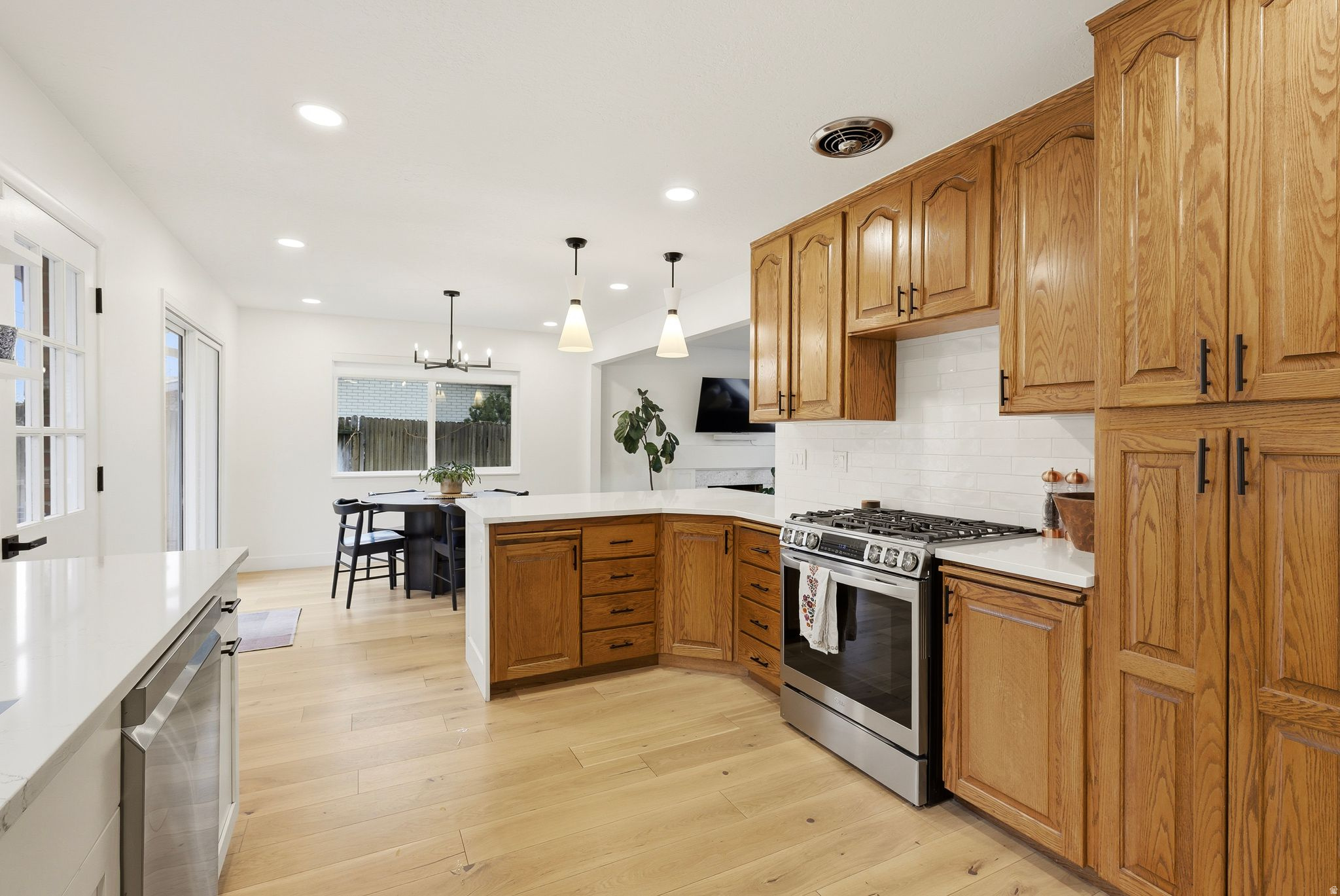 EASTWOOD HILLS - Residential