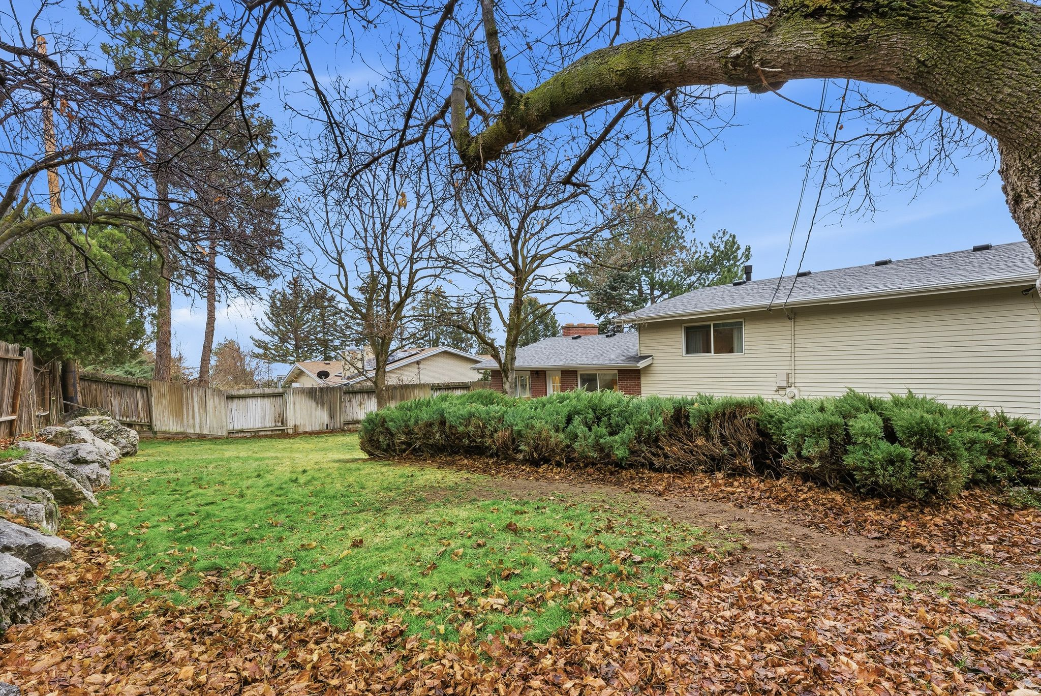 EASTWOOD HILLS - Residential