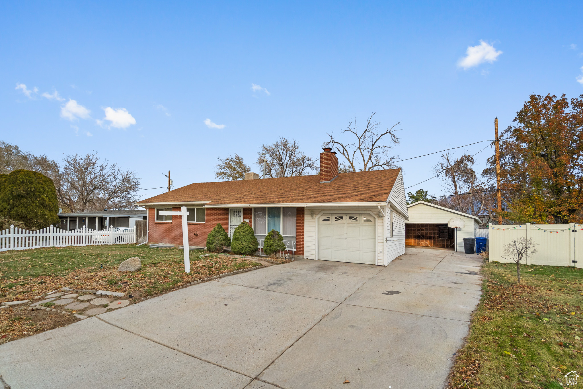 10345 S Carnation Dr, Sandy, Utah image 3