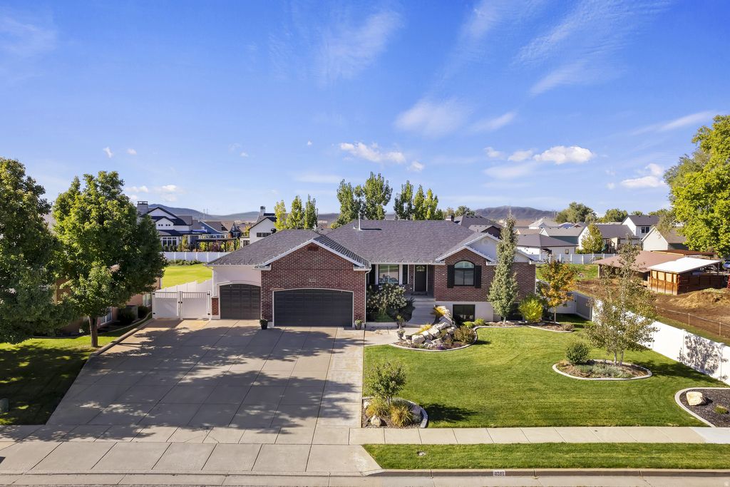 Photo of 2011 W HILL ST N, Kaysville, UT 84037 (MLS # 2141713)