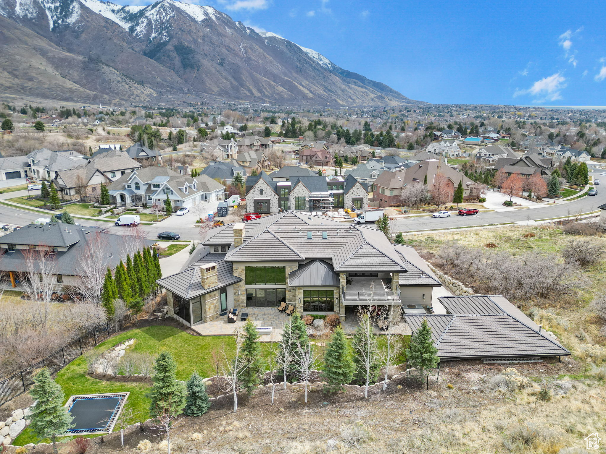 HERITAGE HILLS - Residential