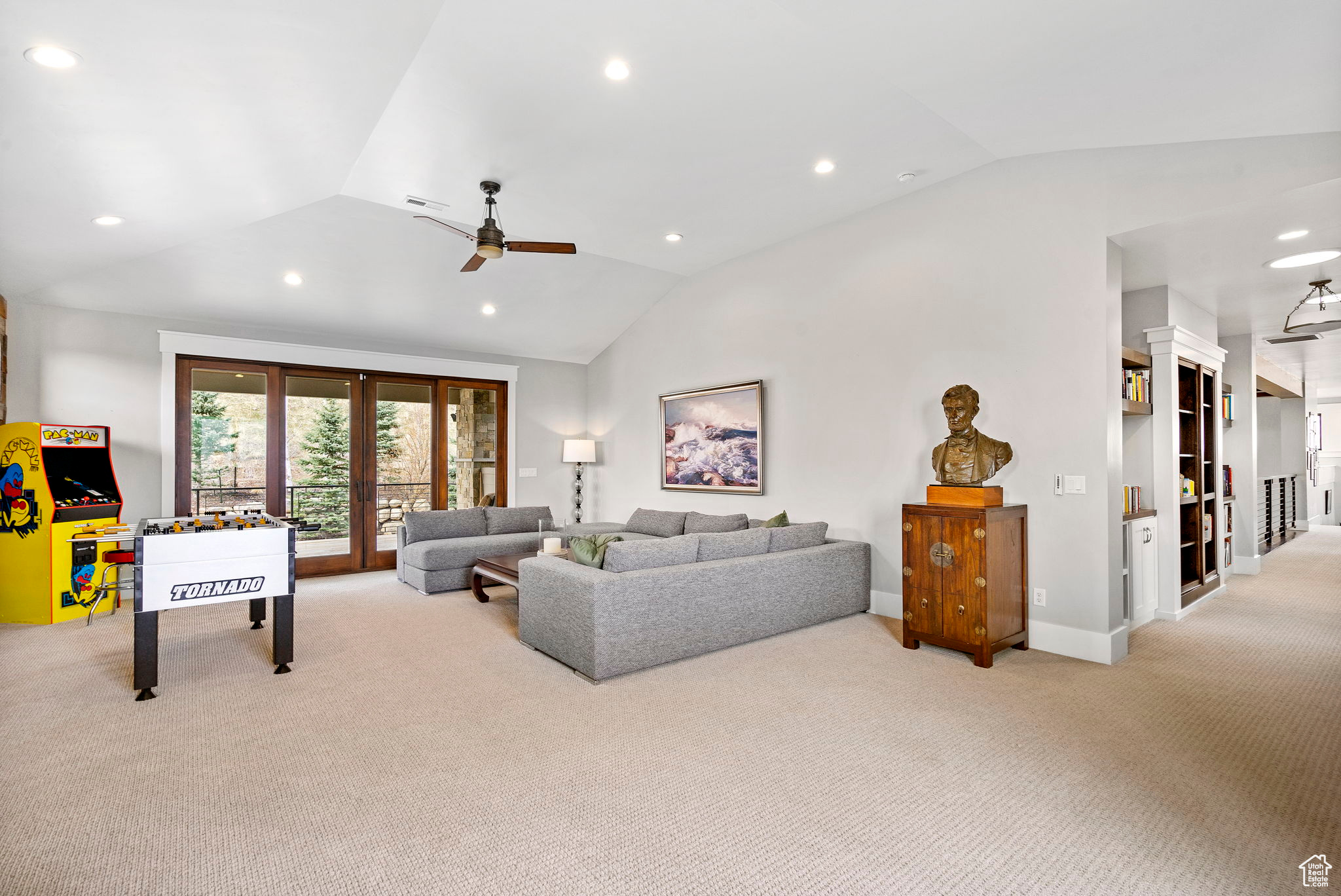 HERITAGE HILLS - Residential