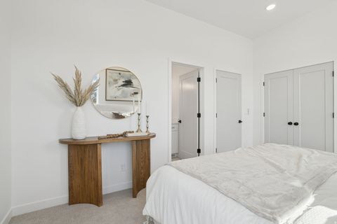 Tiny photo for 322 E JESSICA VIEW LN S #14, South Salt Lake, UT 84115 (MLS # 2153276)